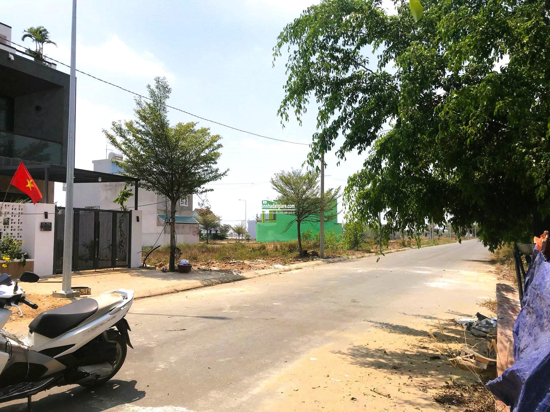 Cần vốn bán đất Chơn Thành Bình Phước thổ cư, sát chợ, dân đông