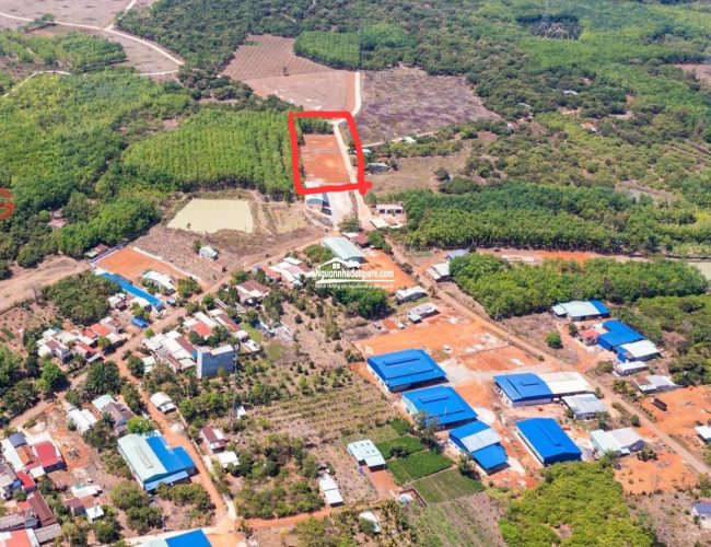Định cư muốn bán lô đất mặt tiền 18m ngay KCN Long Hà