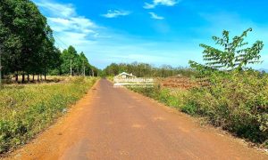 Cần bán gấp lô đất sổ sẵn ngay trung tâm Hớn Quản Bình Phước