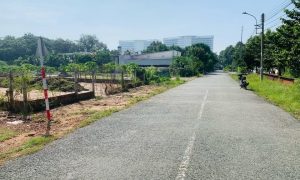 Cần bán 1.561m2 đất có 700m2 thổ cư, mặt tiền nhựa 32m