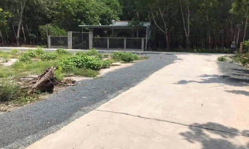 Sang gấp 2.100m2 đất đẹp gọi 0969 950 161 khu dân đông gần trường