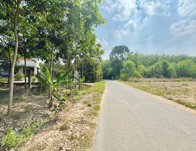 Cần bán đất ở Bình Phước gấp 2.200m2 ngay KCN giá rẻ