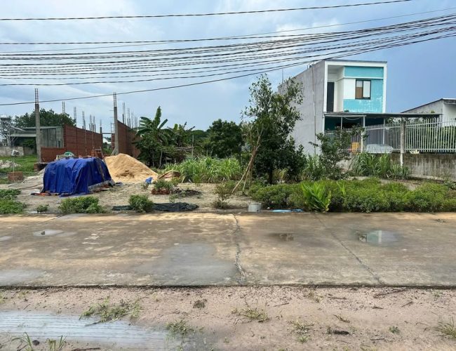 Bán đất Bình Phước 3.500m2 giá 165 triệu đất dân đông gần đó