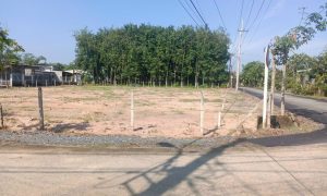 Cần bán đất Bình Phước 1.300m2 đất ở trong thị xã dân cư đông