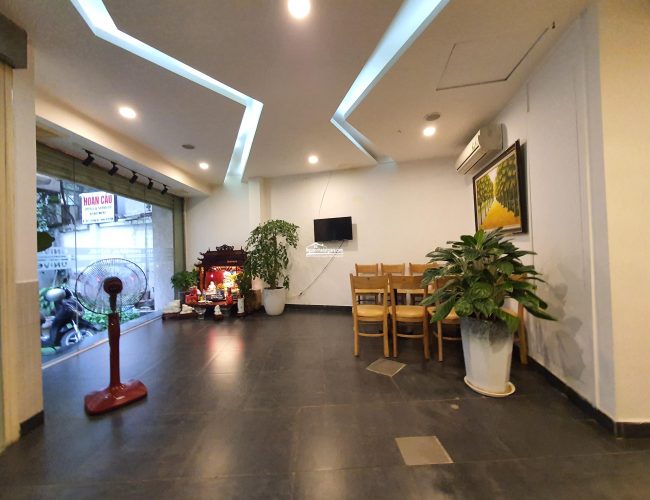Bán khách sạn 3 sao trung tâm đường Trần Hưng Đạo Hoàn Kiếm
